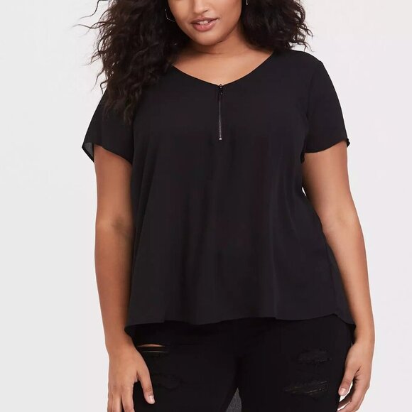 Torrid Deep Black Georgette Zip-Front Blouse in Size 1 (14/16) - Picture 1 of 11
